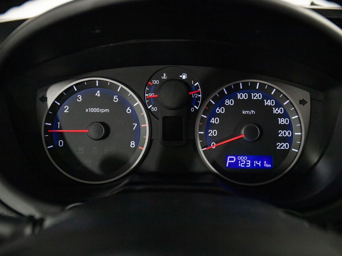 Hyundai i20 2010 - фото автомобиля