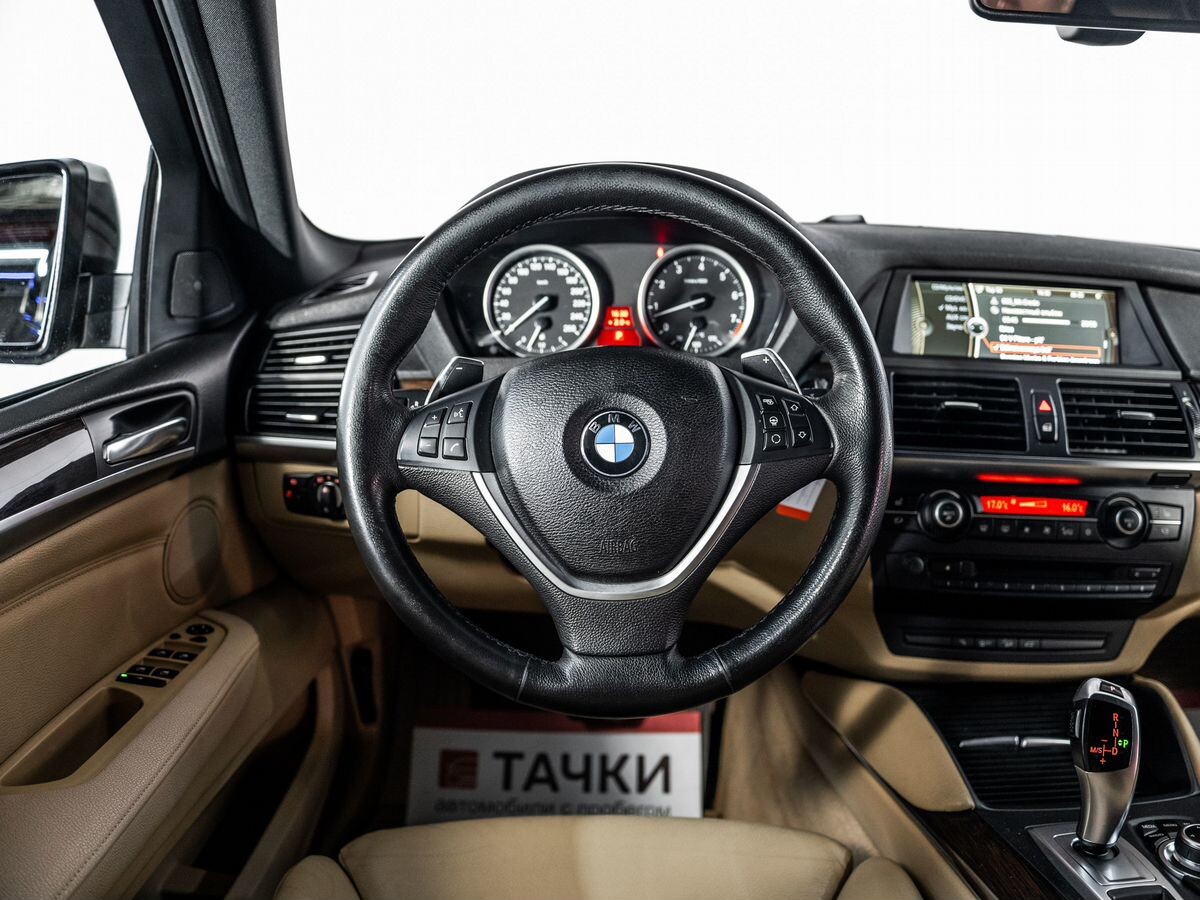 BMW X6 2014 - фото автомобиля