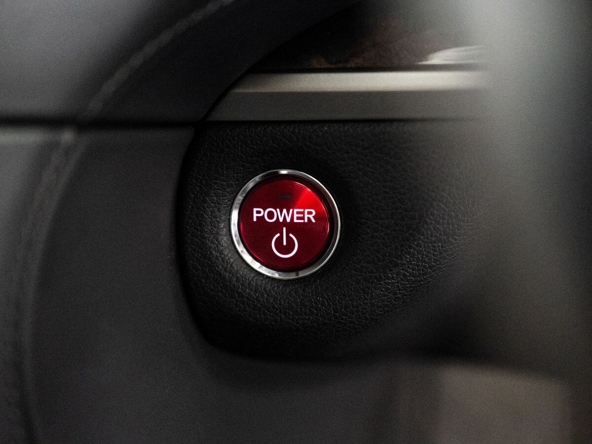 Honda Legend 2016 - фото автомобиля