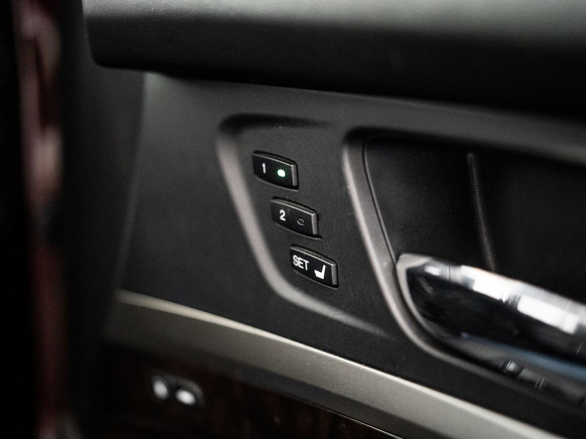 Honda Legend 2016 - фото автомобиля