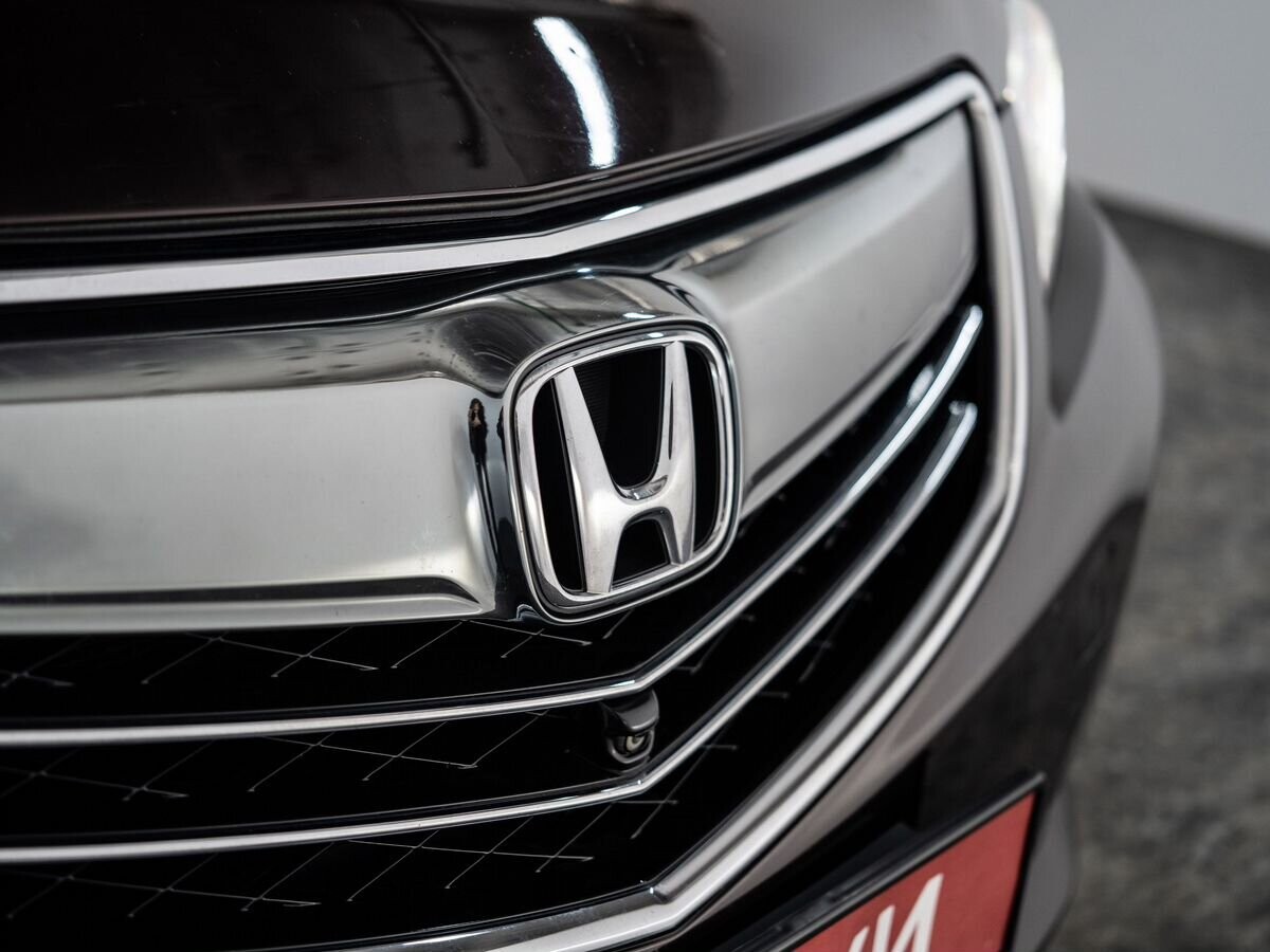 Honda Legend 2016 - фото автомобиля