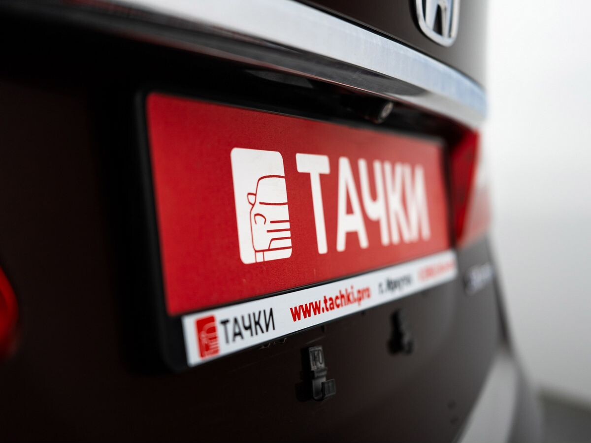 Honda Legend 2016 - фото автомобиля