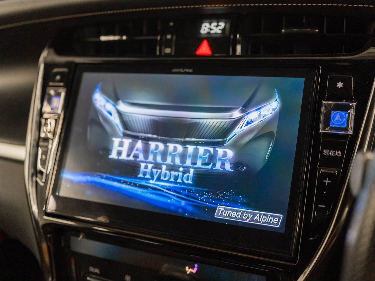 Toyota Harrier 2018 - фото автомобиля