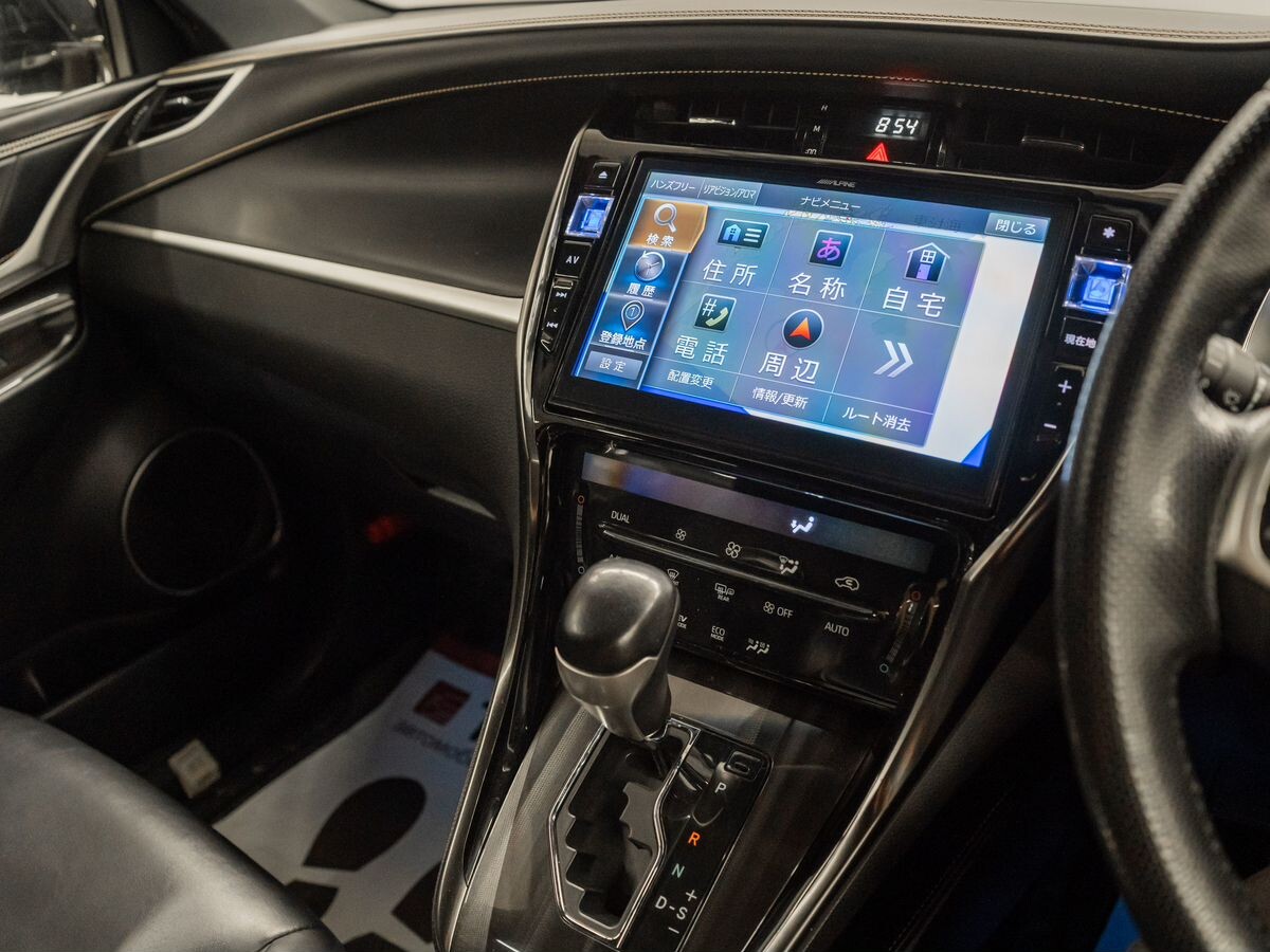 Toyota Harrier 2018 - фото автомобиля