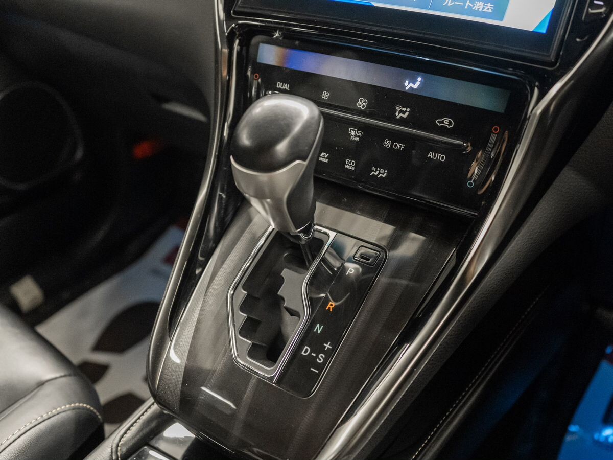 Toyota Harrier 2018 - фото автомобиля