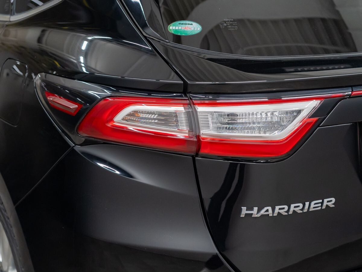 Toyota Harrier 2018 - фото автомобиля