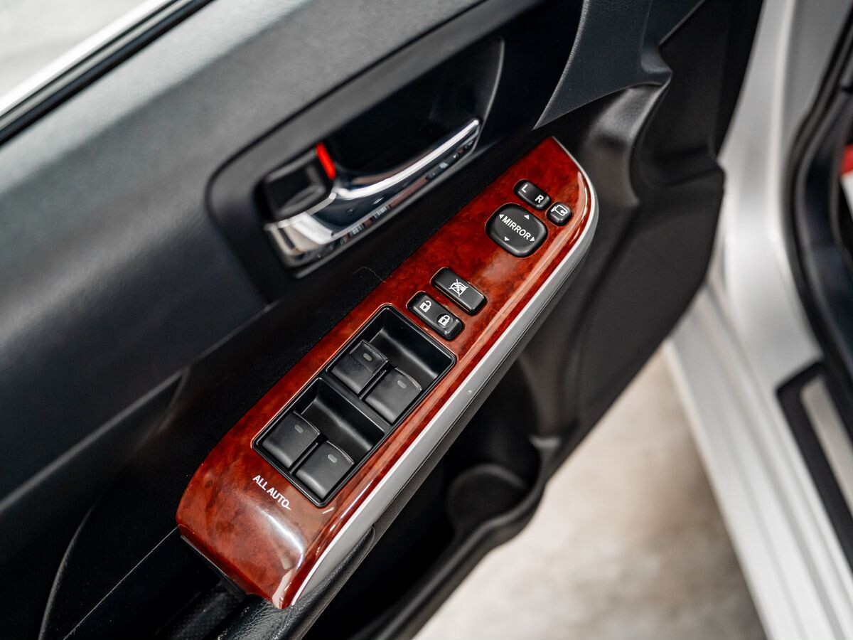 Toyota Camry 2014 - фото автомобиля