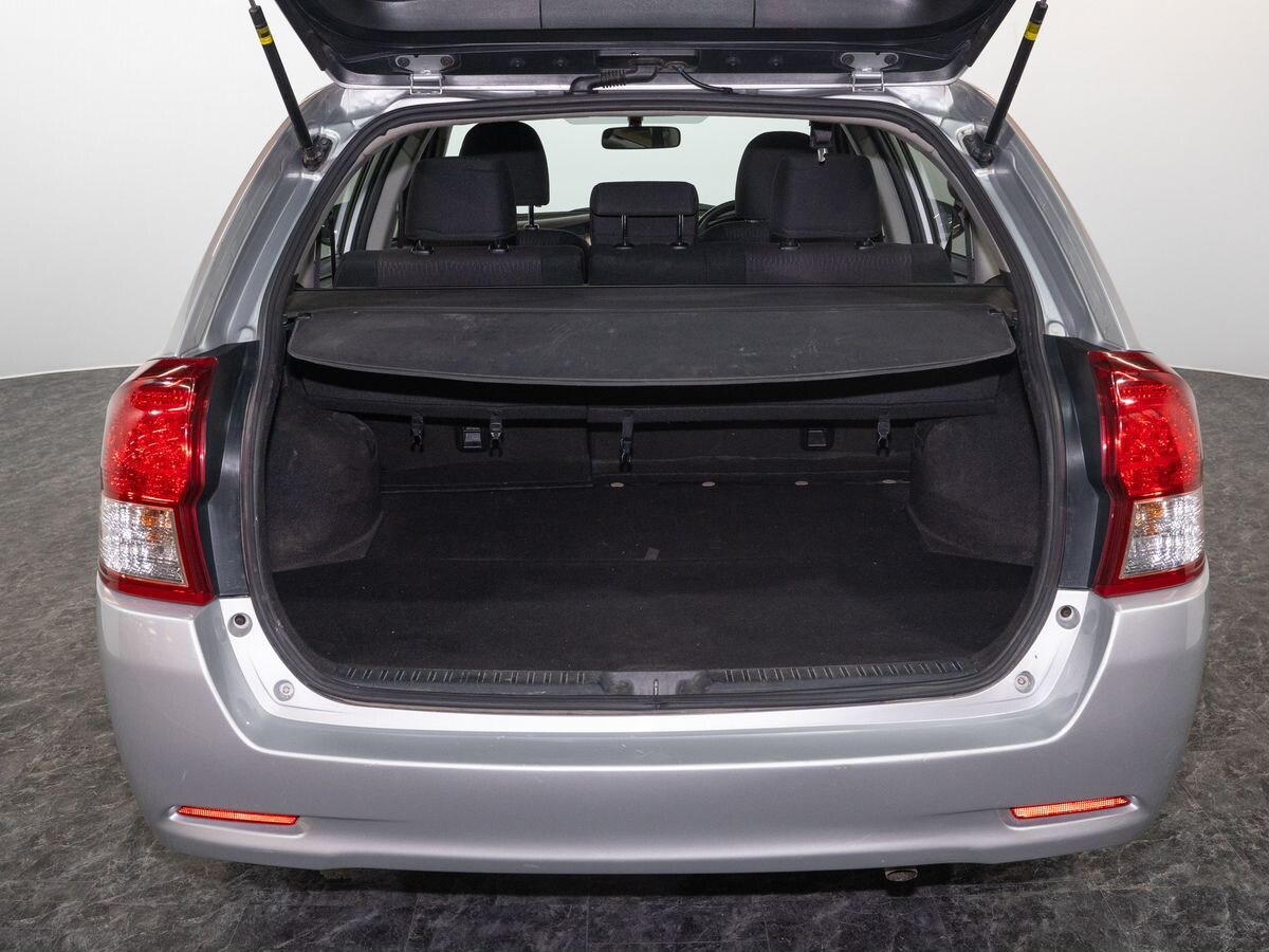 Toyota Corolla 2014 - фото автомобиля