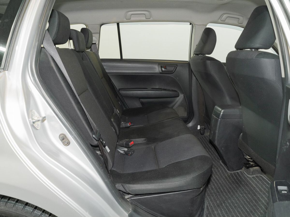 Toyota Corolla 2014 - фото автомобиля