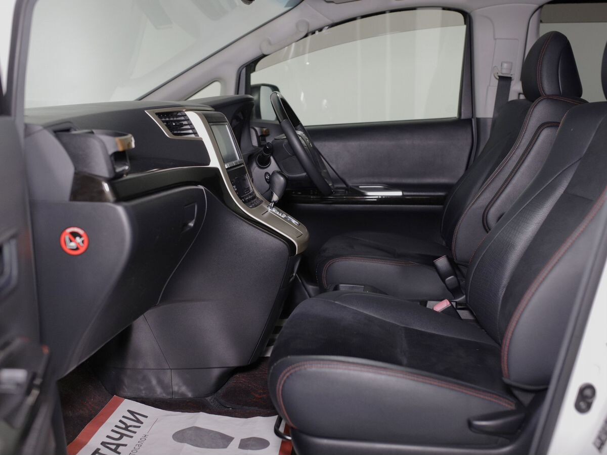 Toyota Vellfire 2012 - фото автомобиля