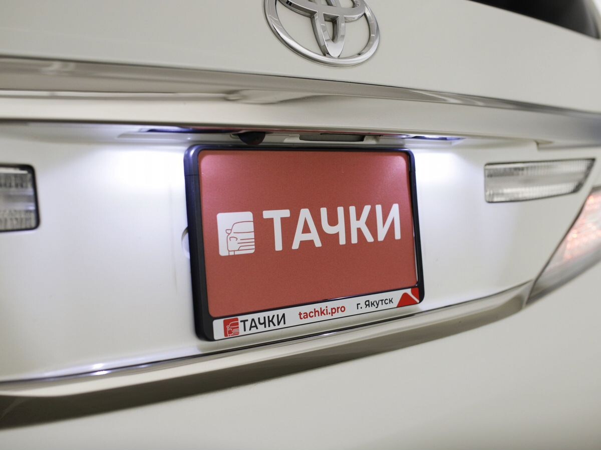 Toyota Vellfire 2012 - фото автомобиля