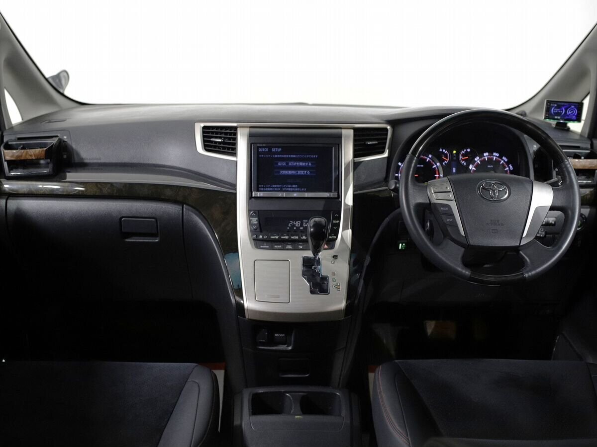 Toyota Vellfire 2012 - фото автомобиля