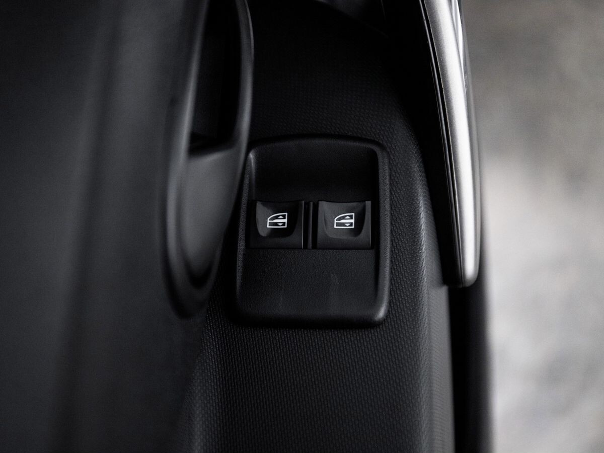 Renault Sandero 2018 - фото автомобиля