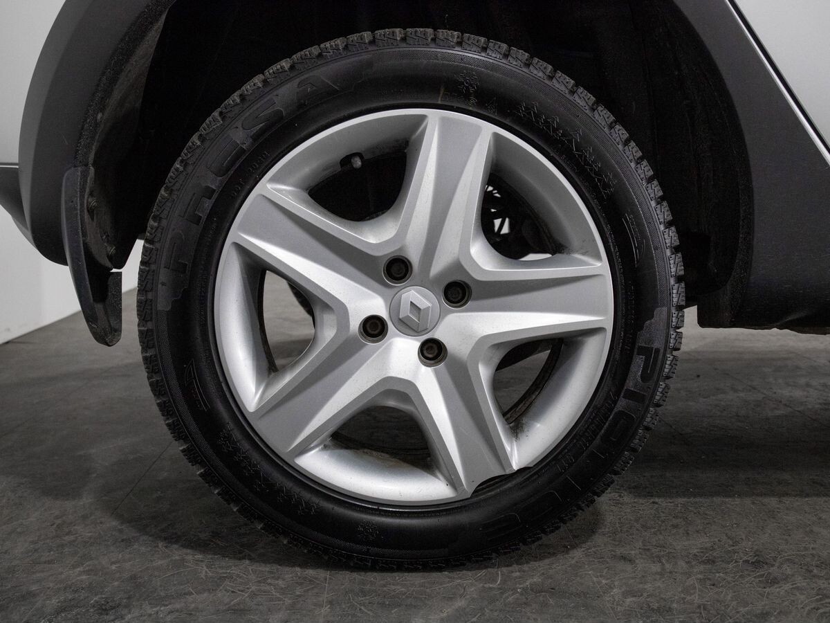 Renault Sandero 2018 - фото автомобиля