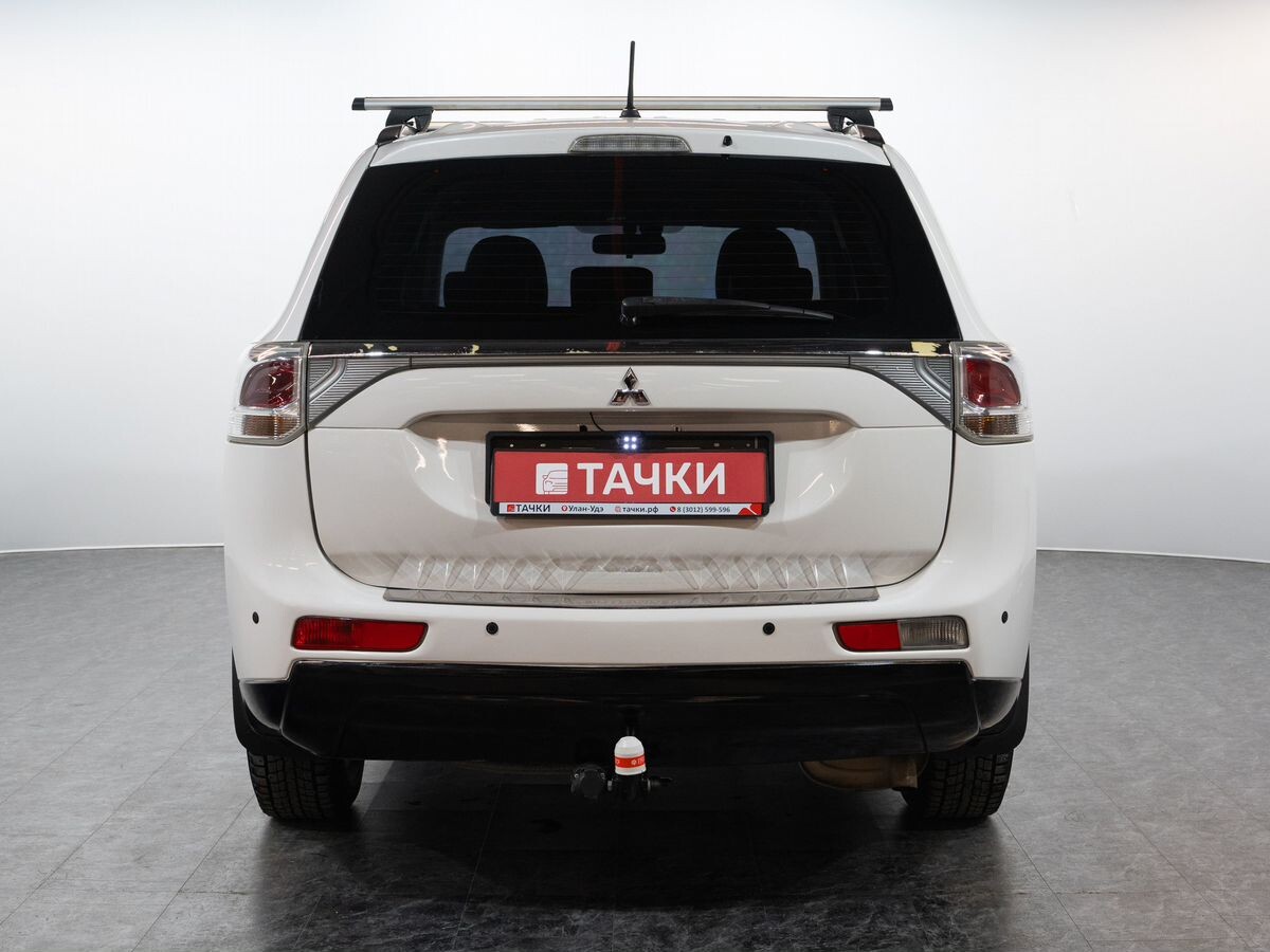 Mitsubishi Outlander 2012 - фото автомобиля
