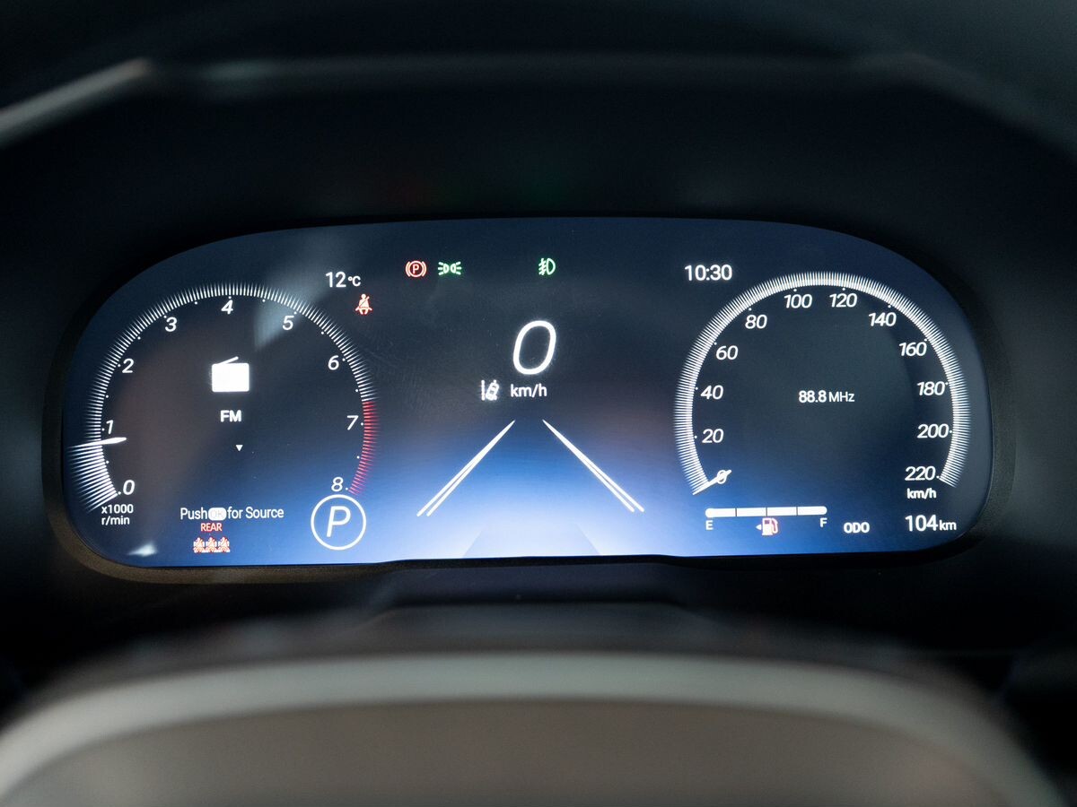 Toyota RAV4 2025 - фото автомобиля