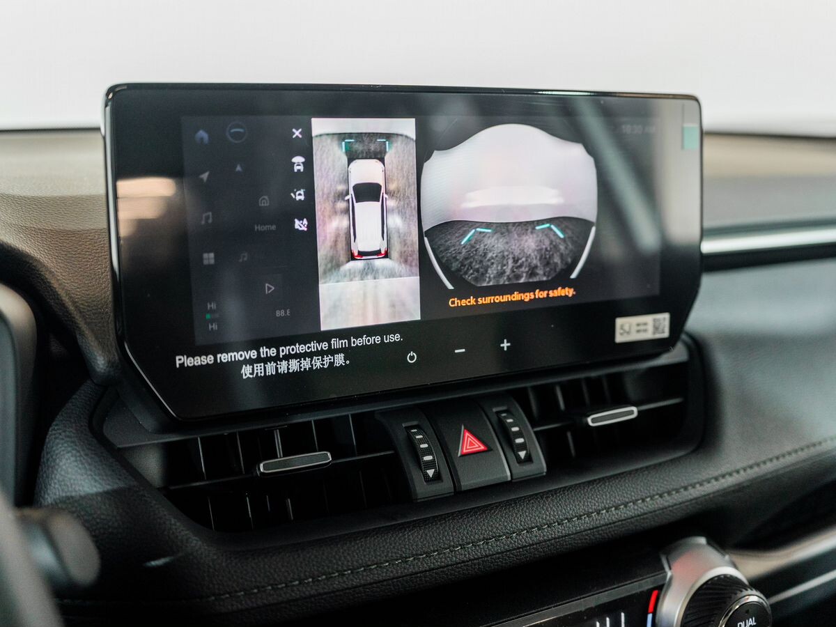 Toyota RAV4 2025 - фото автомобиля