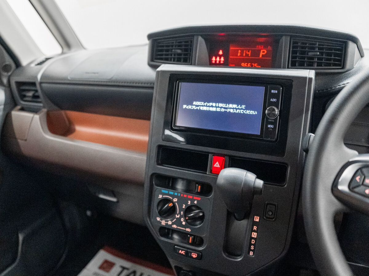 Toyota Roomy 2017 - фото автомобиля