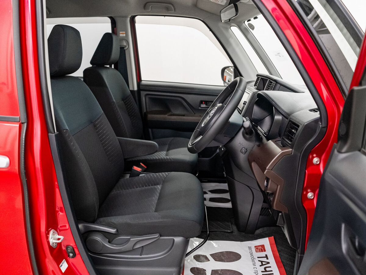 Toyota Roomy 2017 - фото автомобиля