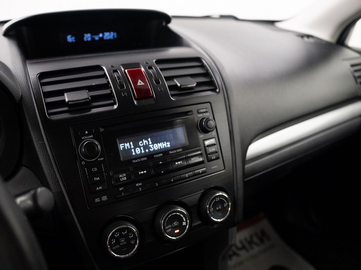 Subaru Forester 2013 - фото автомобиля