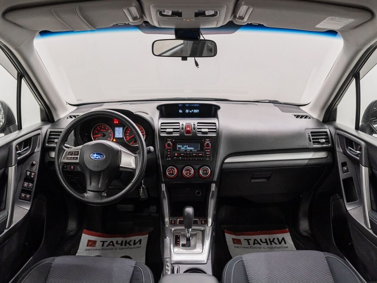 Subaru Forester 2013 - фото автомобиля