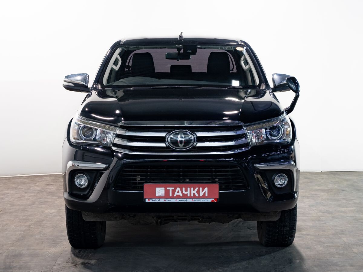 Toyota Hilux 2018 - фото автомобиля