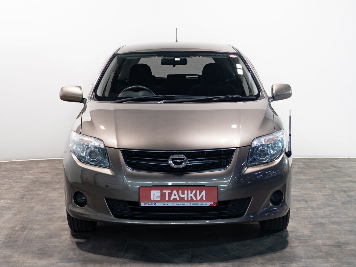 Toyota Corolla 2010 - фото автомобиля