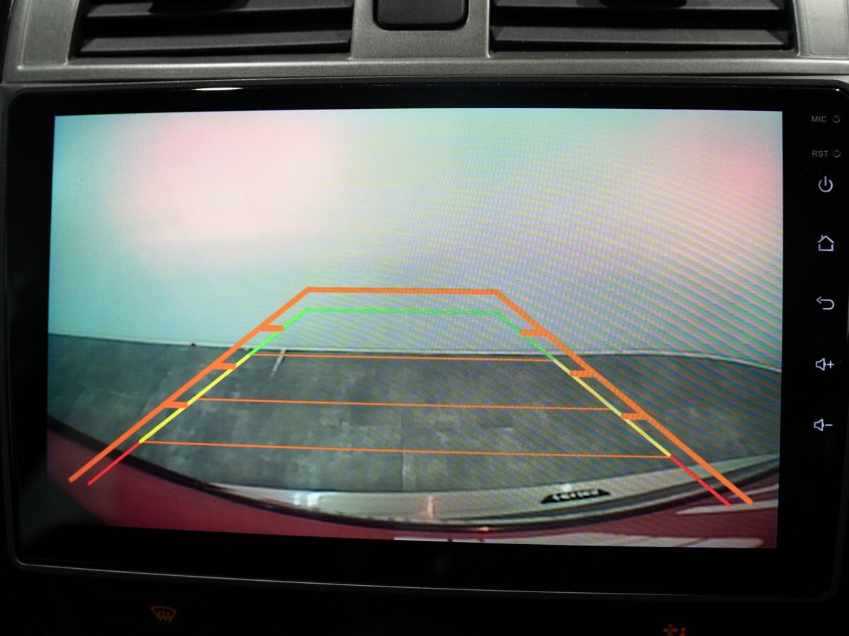 Toyota Corolla 2010 - фото автомобиля