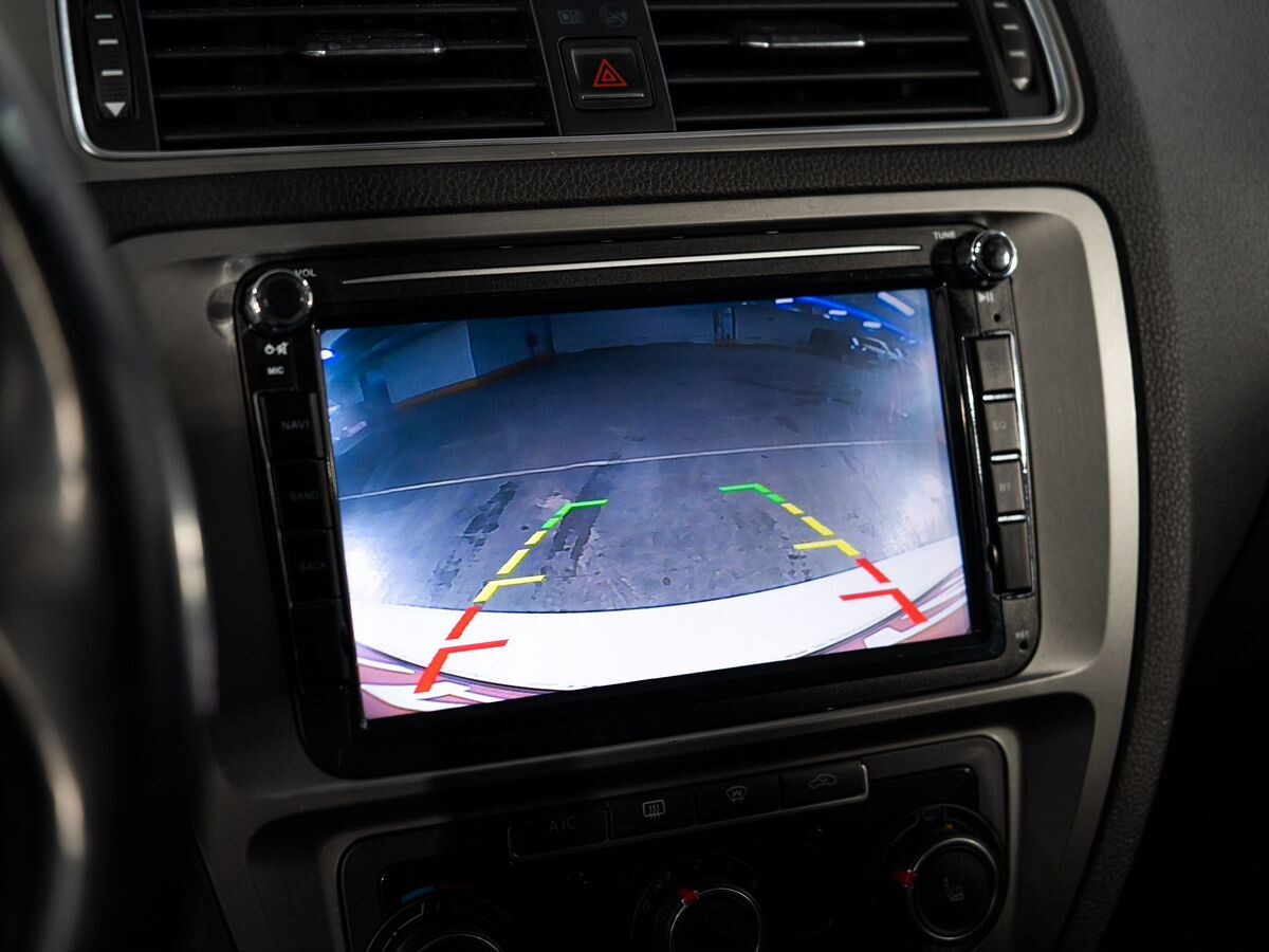 Volkswagen Jetta 2017 - фото автомобиля