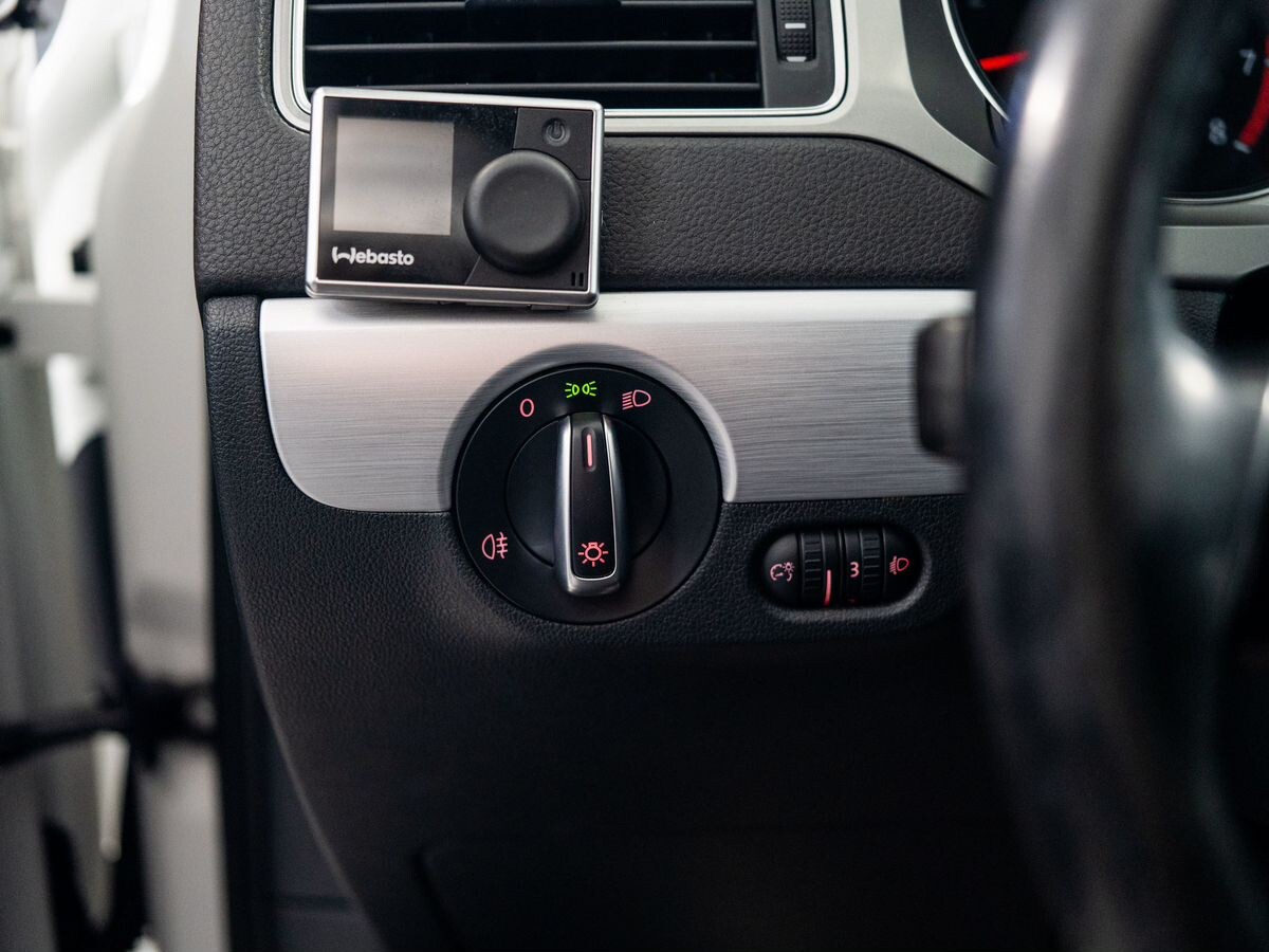 Volkswagen Jetta 2017 - фото автомобиля