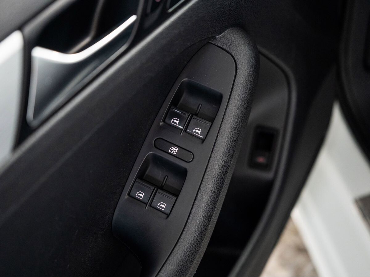 Volkswagen Jetta 2017 - фото автомобиля