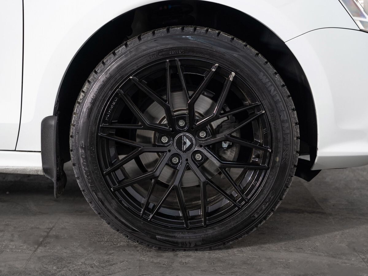 Volkswagen Jetta 2017 - фото автомобиля