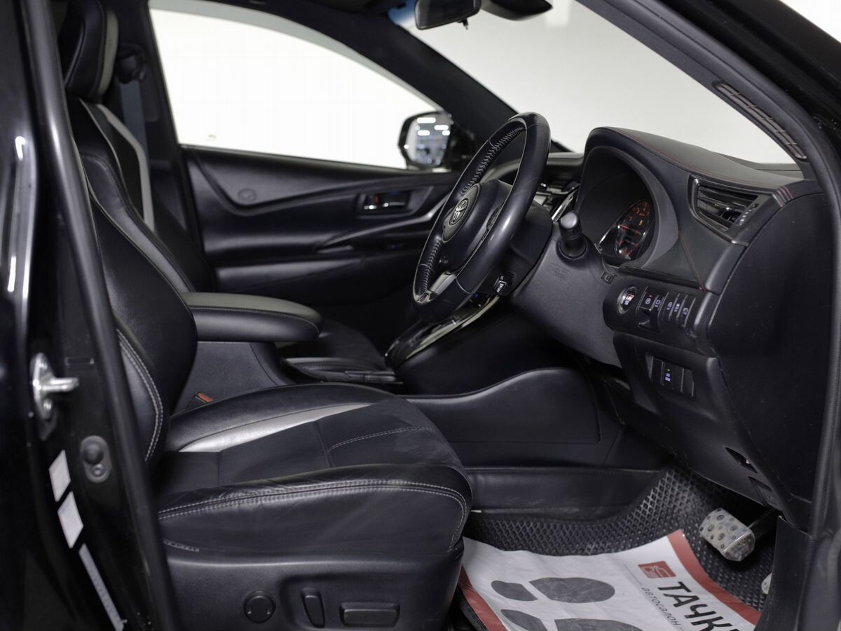 Toyota Harrier 2019 - фото автомобиля