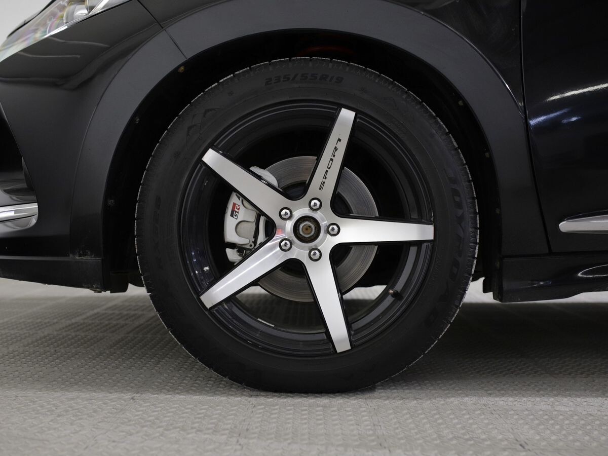 Toyota Harrier 2019 - фото автомобиля