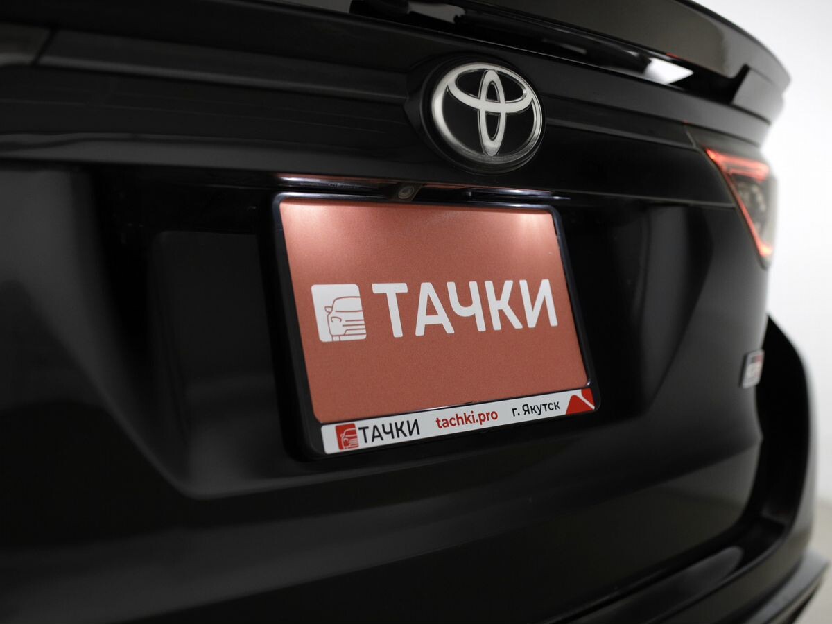 Toyota Harrier 2019 - фото автомобиля