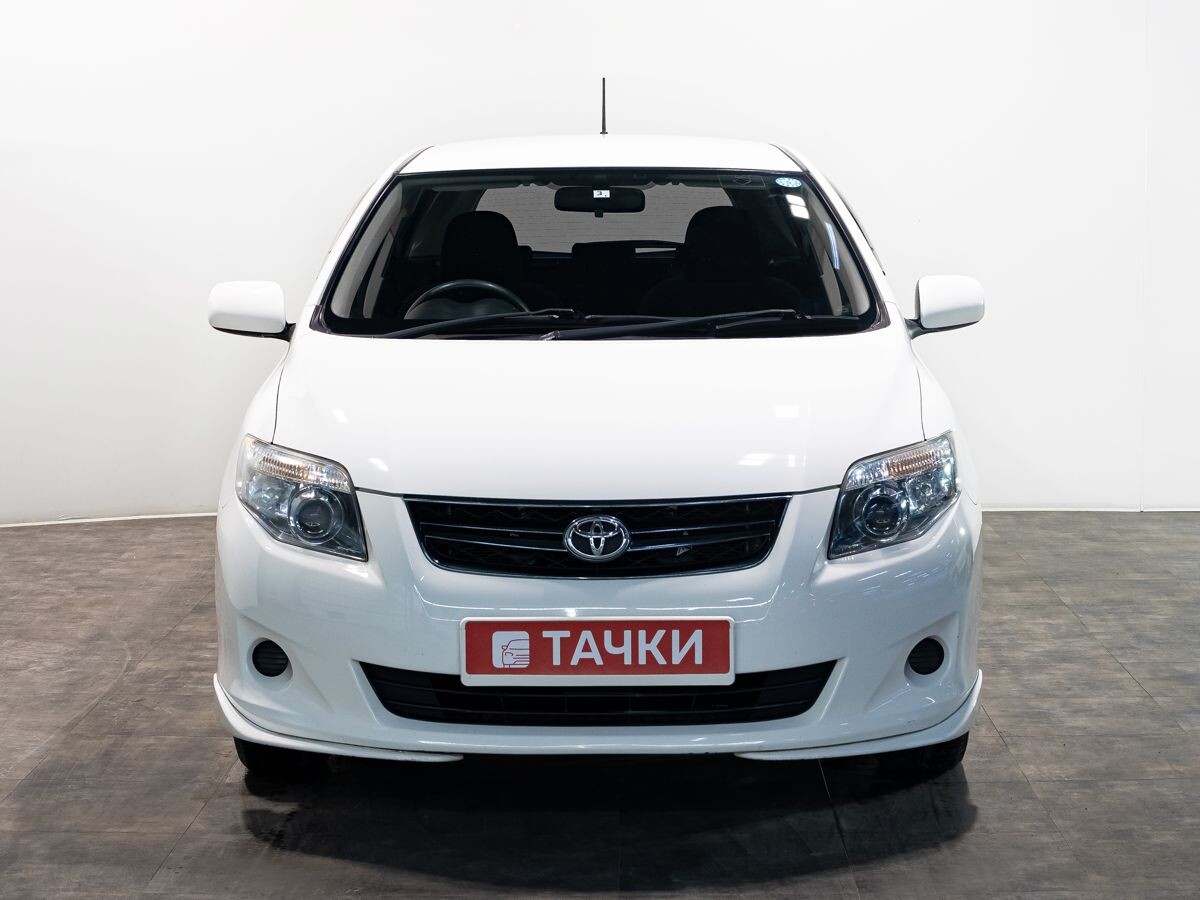 Toyota Corolla 2012 - фото автомобиля