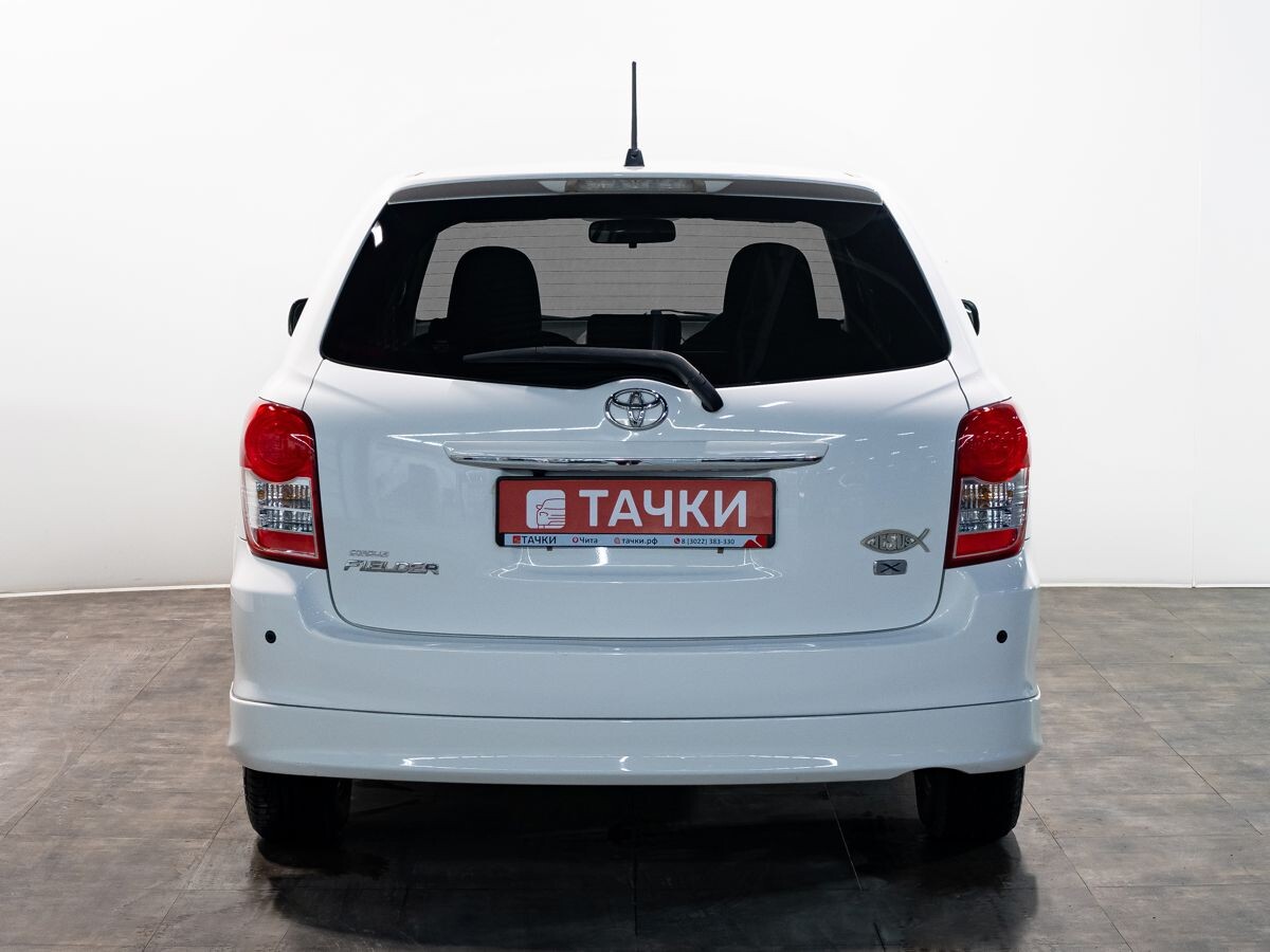 Toyota Corolla 2012 - фото автомобиля