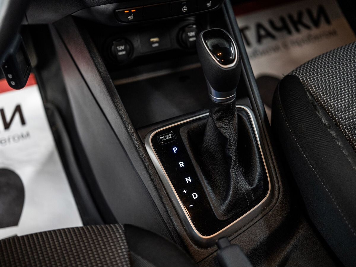 Hyundai Solaris 2021 - фото автомобиля