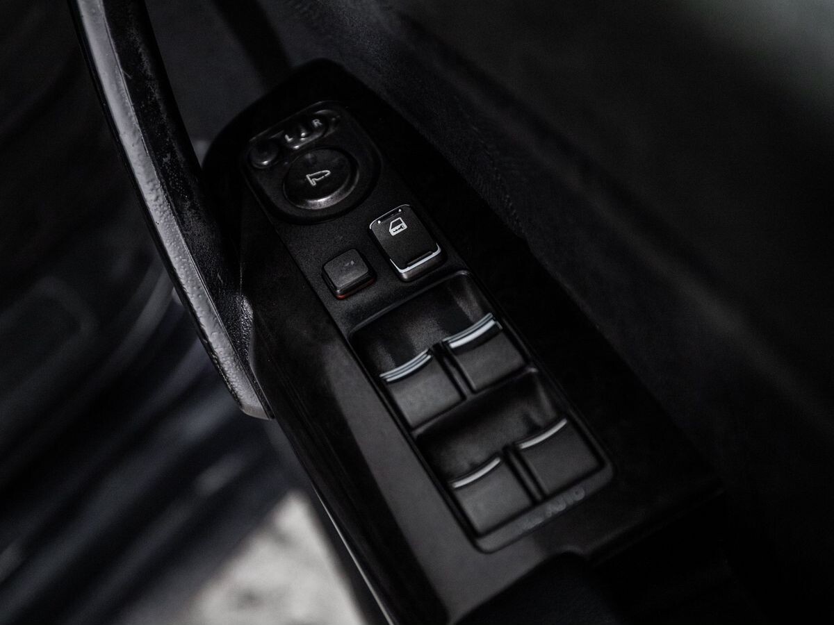 Honda Elysion 2009 - фото автомобиля