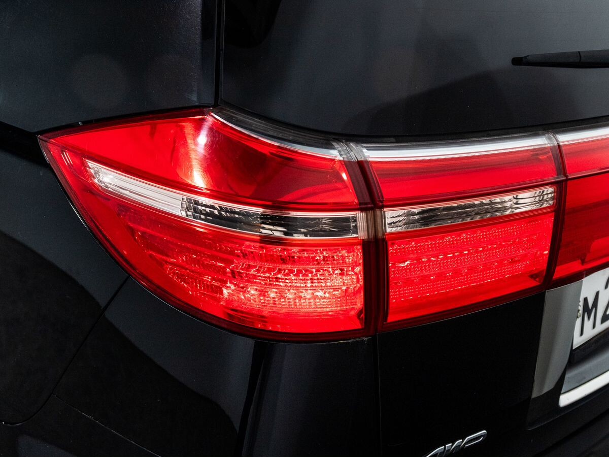 Honda Elysion 2009 - фото автомобиля