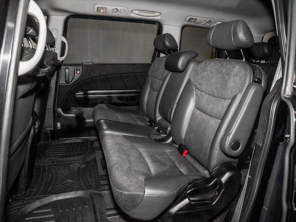 Honda Elysion 2009 - фото автомобиля