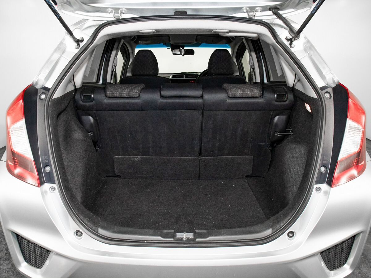 Honda Fit 2016 - фото автомобиля