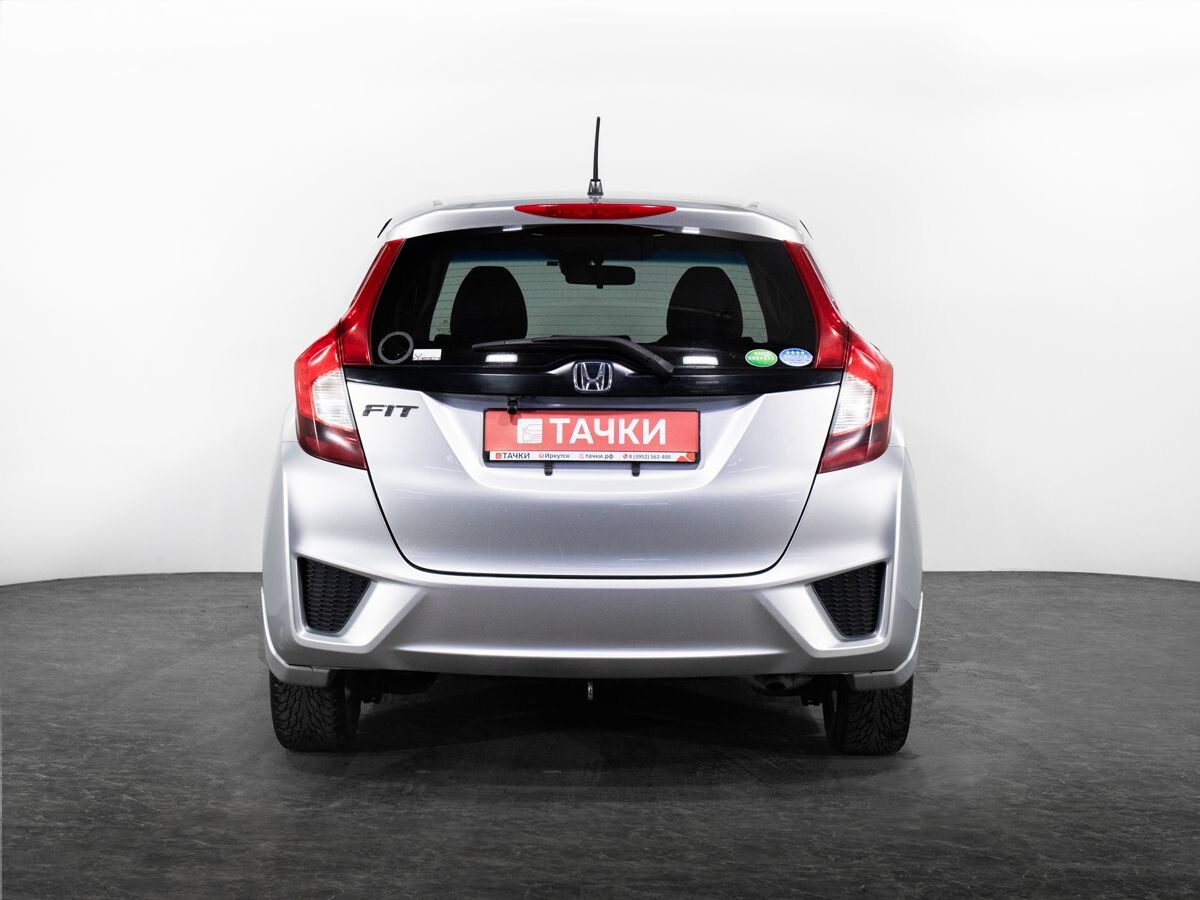 Honda Fit 2016 - фото автомобиля