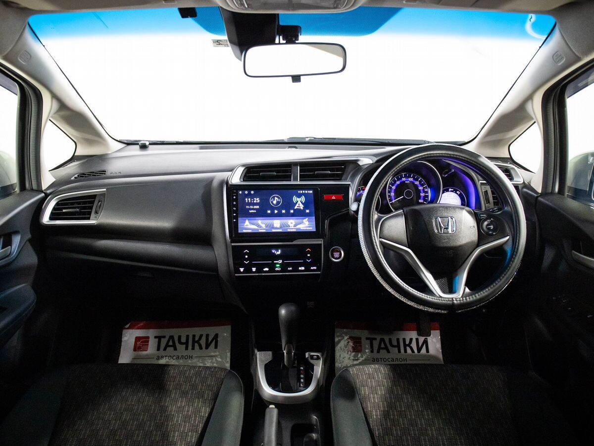 Honda Fit 2016 - фото автомобиля