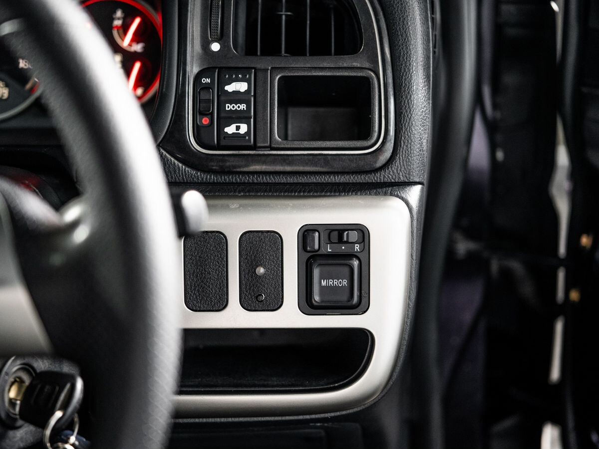 Honda Stepwgn 2003 - фото автомобиля