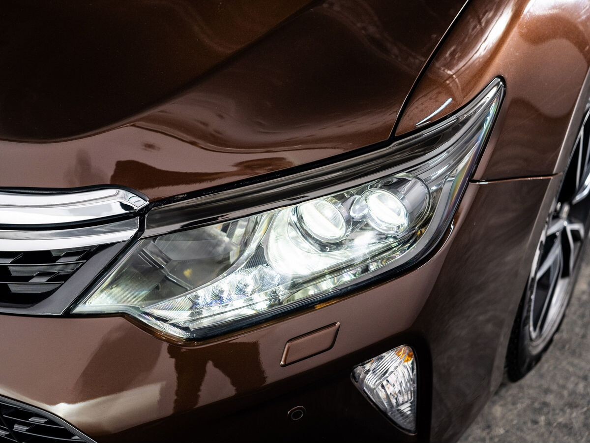 Toyota Camry 2017 - фото автомобиля