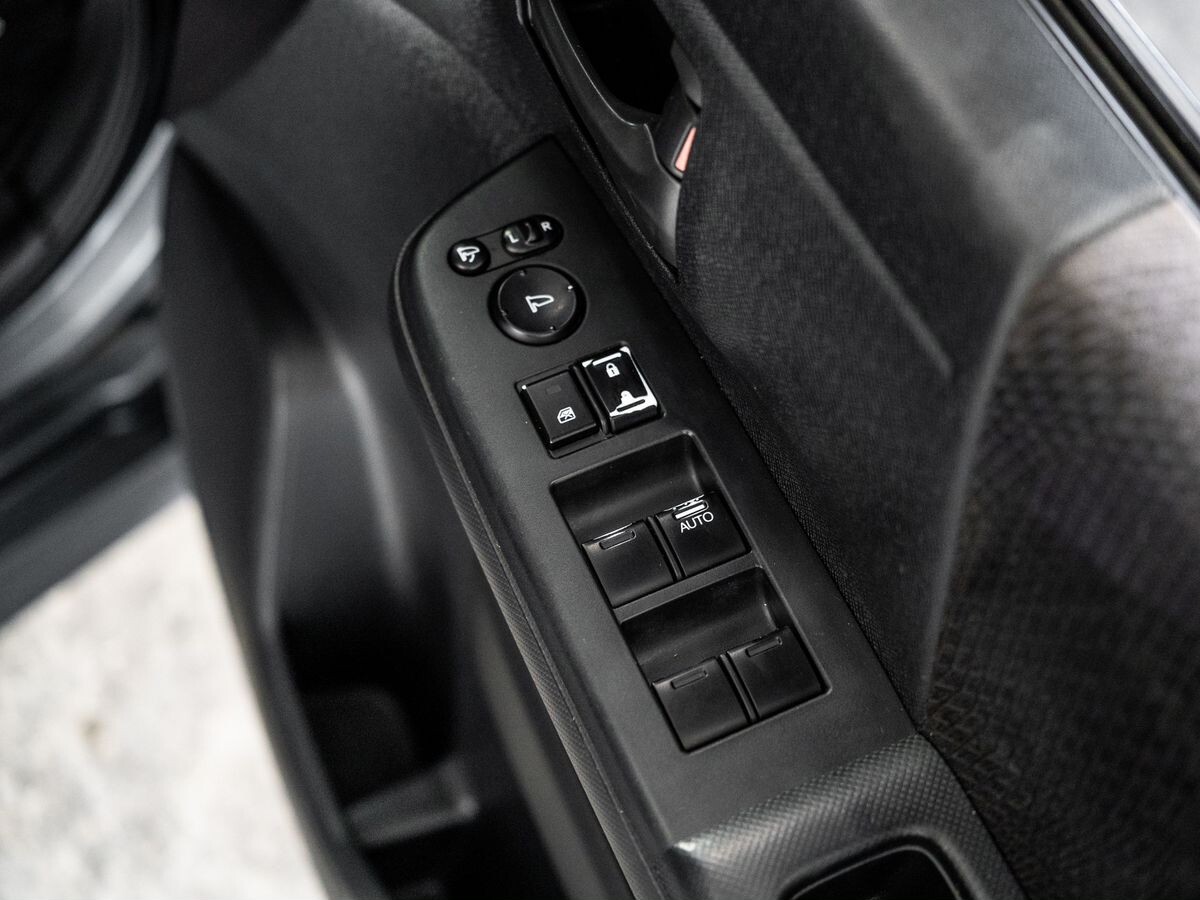 Honda Stepwgn 2010 - фото автомобиля