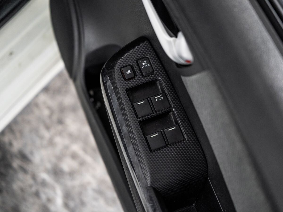 Honda Insight 2011 - фото автомобиля