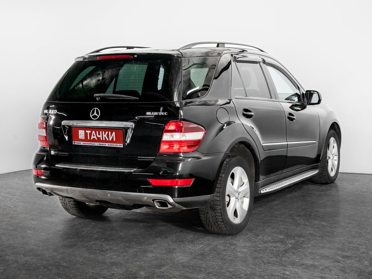 Mercedes-Benz M-Класс 2009 - фото автомобиля