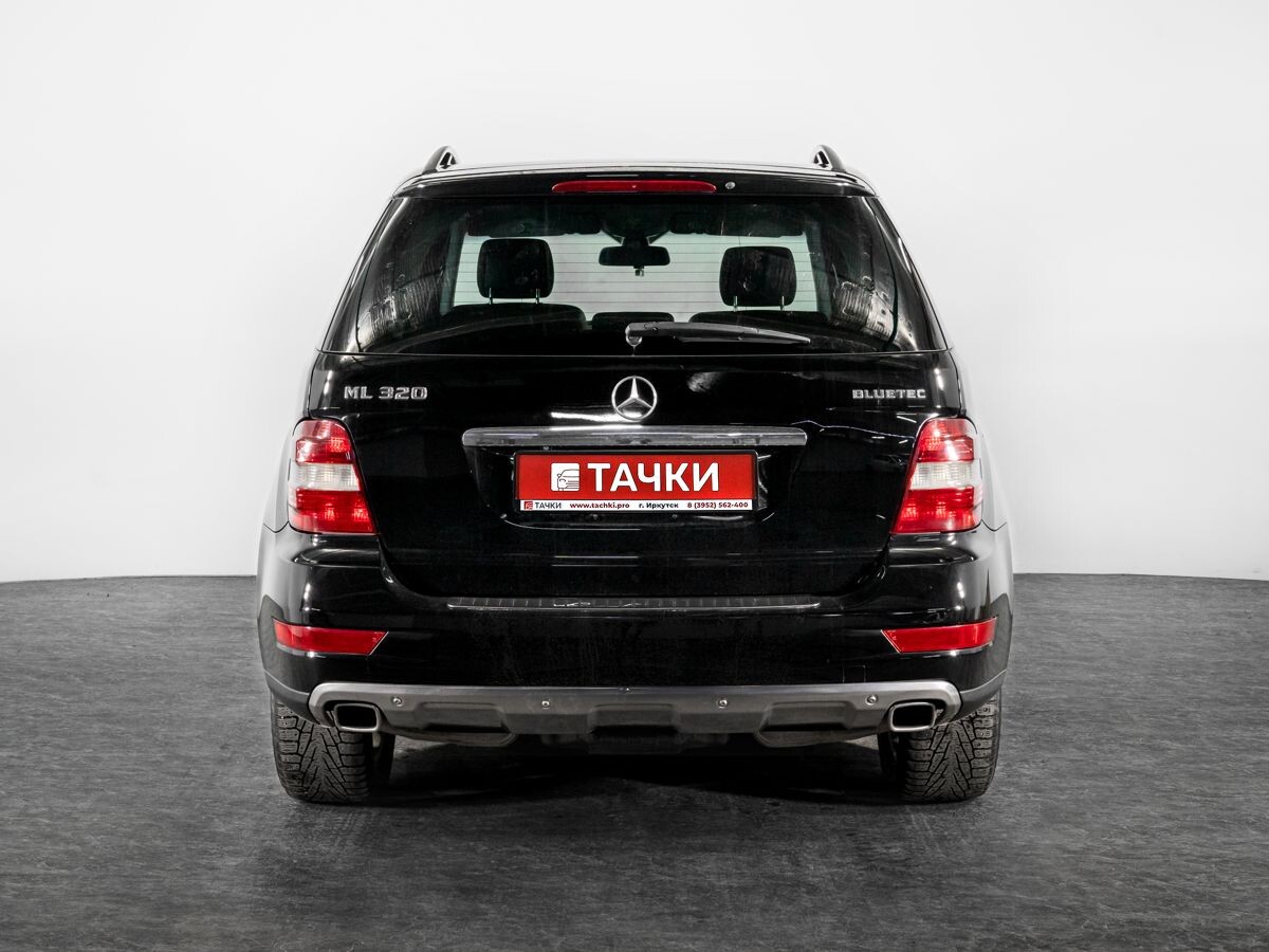 Mercedes-Benz M-Класс 2009 - фото автомобиля